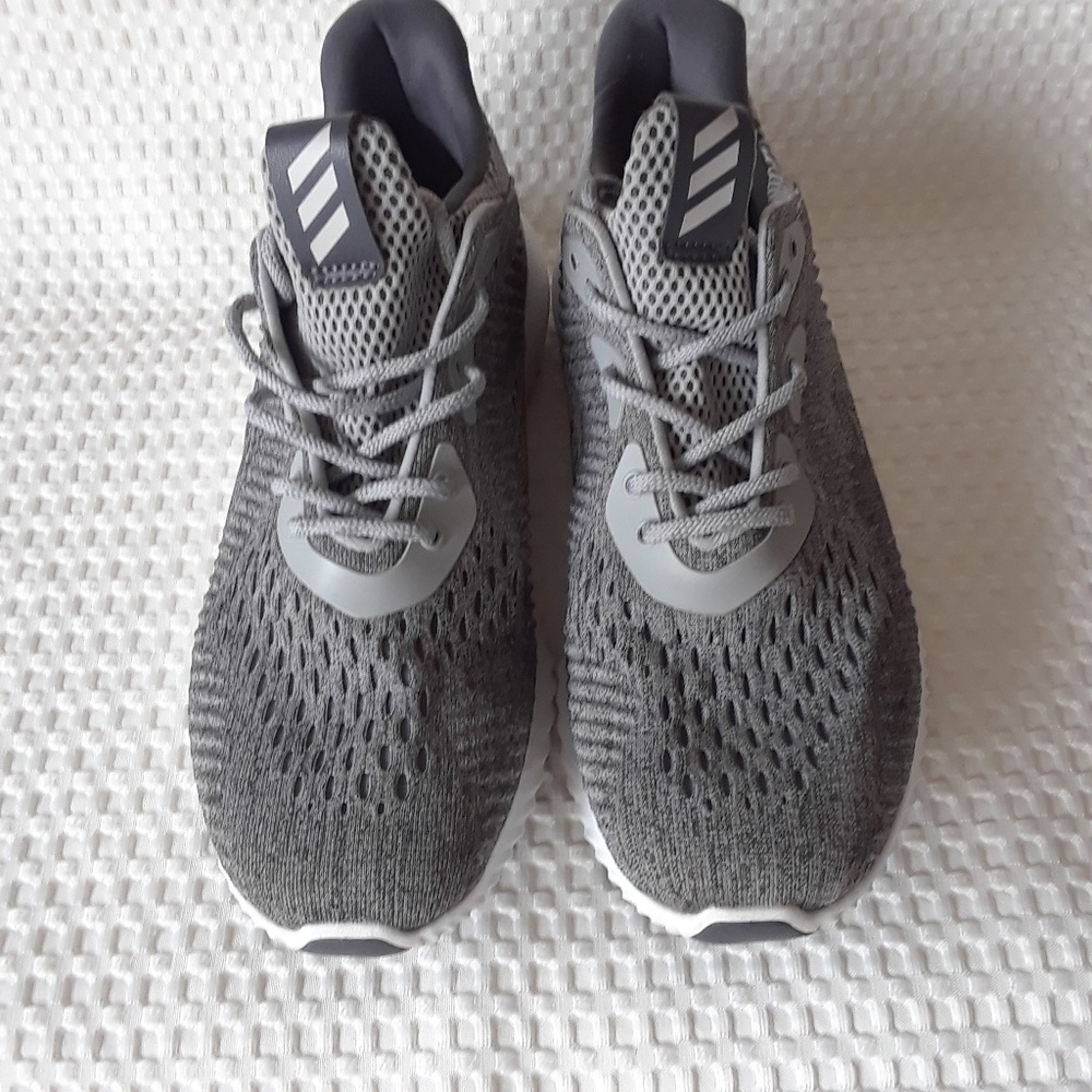 Adidas alphabounce sneaker